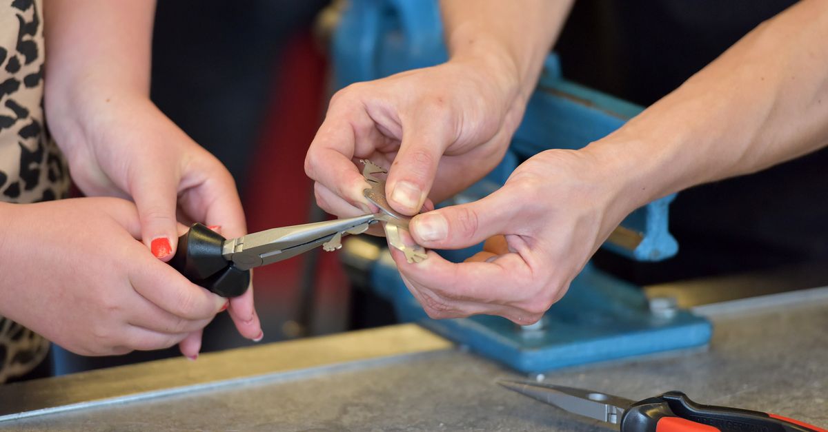 locksmith shop keys — Piscataway Locksmith
